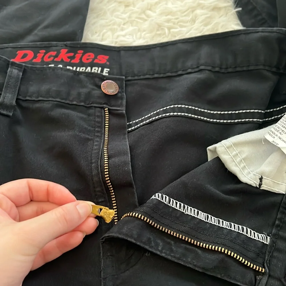 Dickies Flexible and Durable Cargo Men's Black Pants Utility Sleek Size 30x30